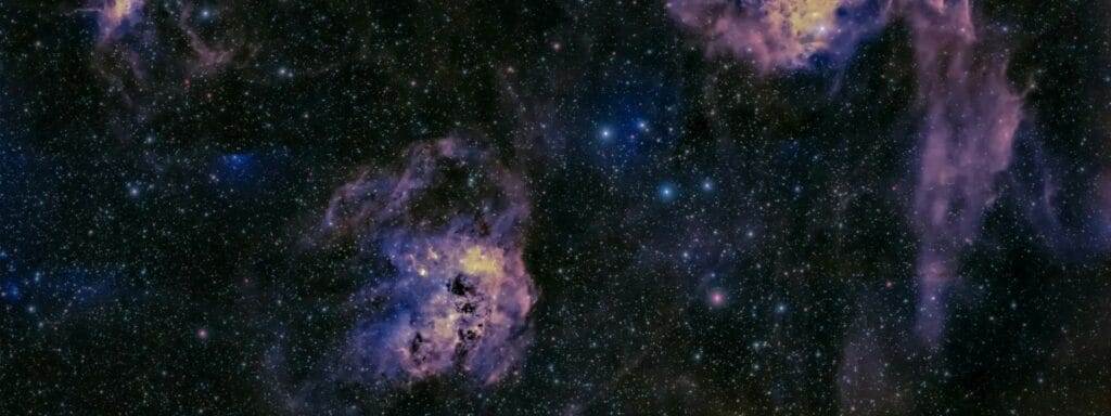 Mgławica, obszar formowania się gwiazd, w którym pył kosmiczny dominuje i wpływa na chemię kosmosu